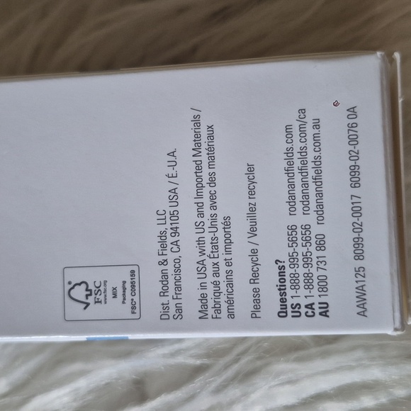 New! Rodan + Fields Redefine Daily Clay Cleanser - Picture 8 of 11